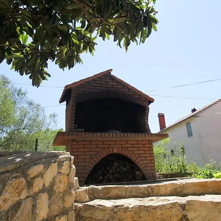 Dalmatino Sveti Filip i Jakov